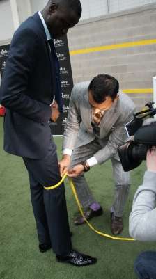 Design and create each and every suit with craftsmanship to fit to the shape of the players