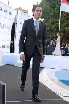 F1 Drivers looks fantastic in their Apsley Bespoke Suits