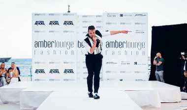 Exhilarating entertainment at Amber Lounge 2015